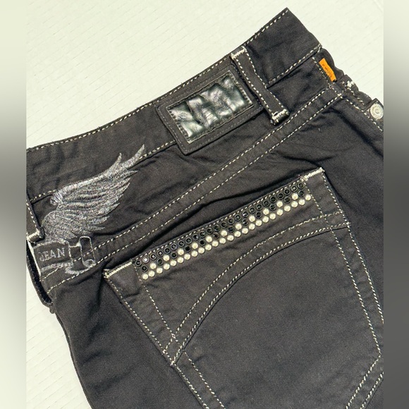 New Men's ROBIN'S JEAN sz 44 Crystal & Studs Denim Short - Picture 3 of 10